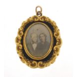 Victorian 9ct gold and black enamel mourning pendant, (tests as 9ct gold) 4.5cm in length, 17.2g :