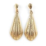 Pair of 9ct gold shell design drop earrings, 2.8cm in length, 0.5g