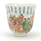 Good Chinese porcelain teacup, finely hand painted in the famille verte palette with figures and