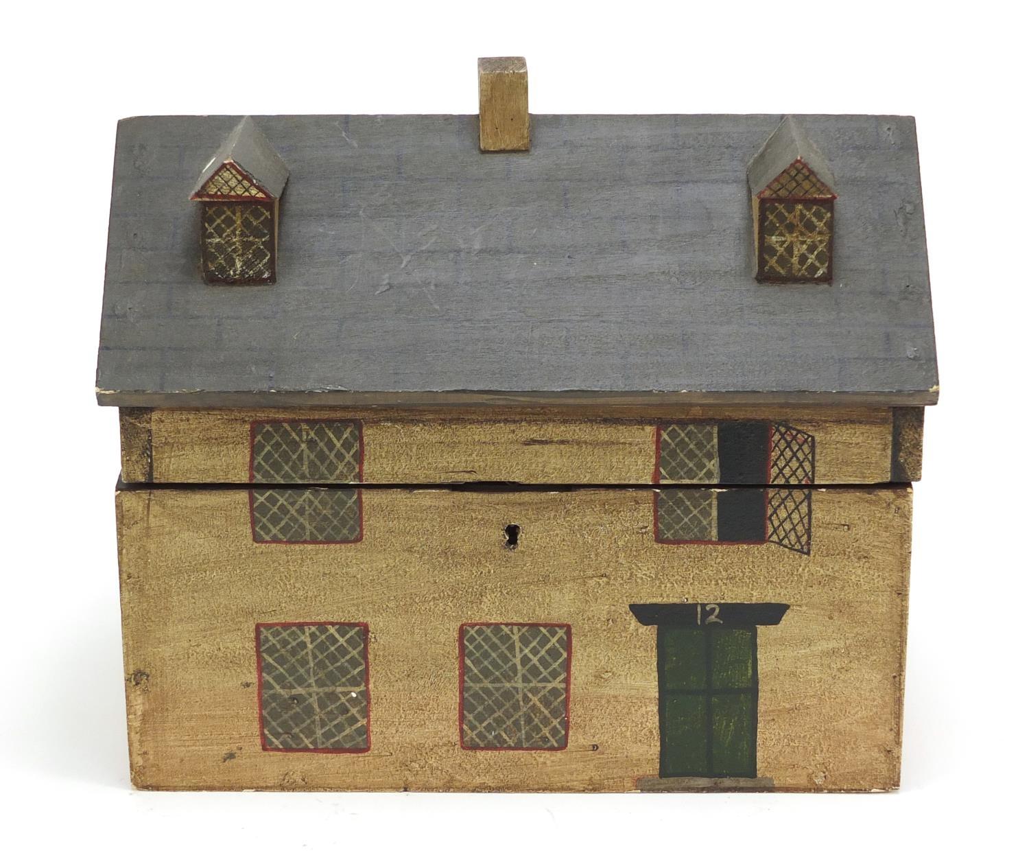 Hand painted wood box in the form of a Georgian house, 22cm H x 26cm W x 16.5cm D - Image 2 of 9