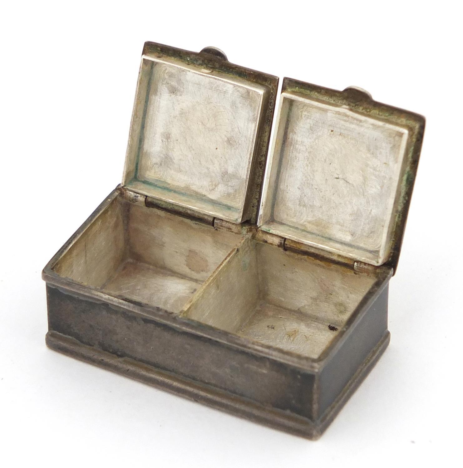 Rectangular silver double stamp box with hinged lids, London import marks 1989, 4.2cm wide, 28.8g - Image 8 of 8