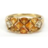 9ct gold orange and clear stone ring, size O, 2.4g