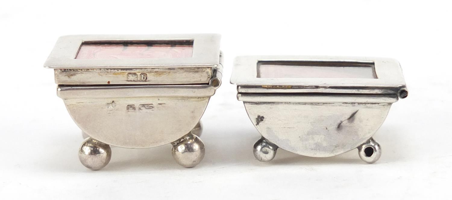 Two Victorian and later silver stamp boxes with hinged lids, each raised on four ball feet, - Image 3 of 10