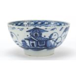 18th century pearlware bowl decorated in the chinoiserie manner, 13.5cm in diameter