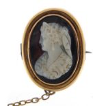 Cameo hardstone brooch with unmarked gold mount, 2.3cm high, 4.5g