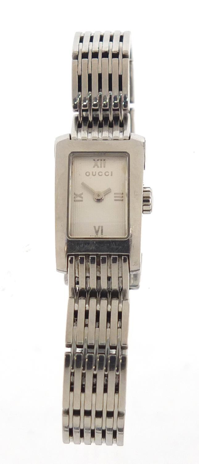 Gucci, ladies stainless steel wristwatch numbered 8600L, the case 14.5mm wide