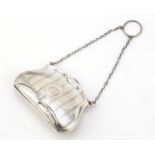 Edward VII silver concertina purse, SM Birmingham 1916, 9cm wide, 54.0g