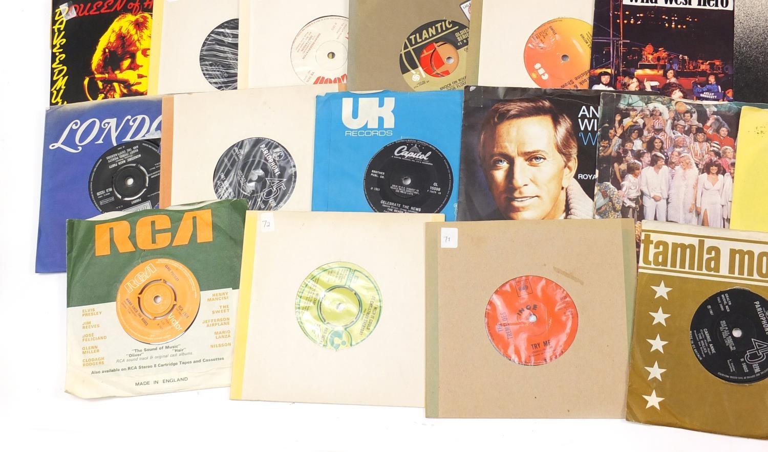 45 rpm records including Stevie Wonder and The Kinks - Image 6 of 7