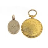 9ct gold front and back locket and a gilt metal mourning locket, the largest 4cm high, total 11.4g