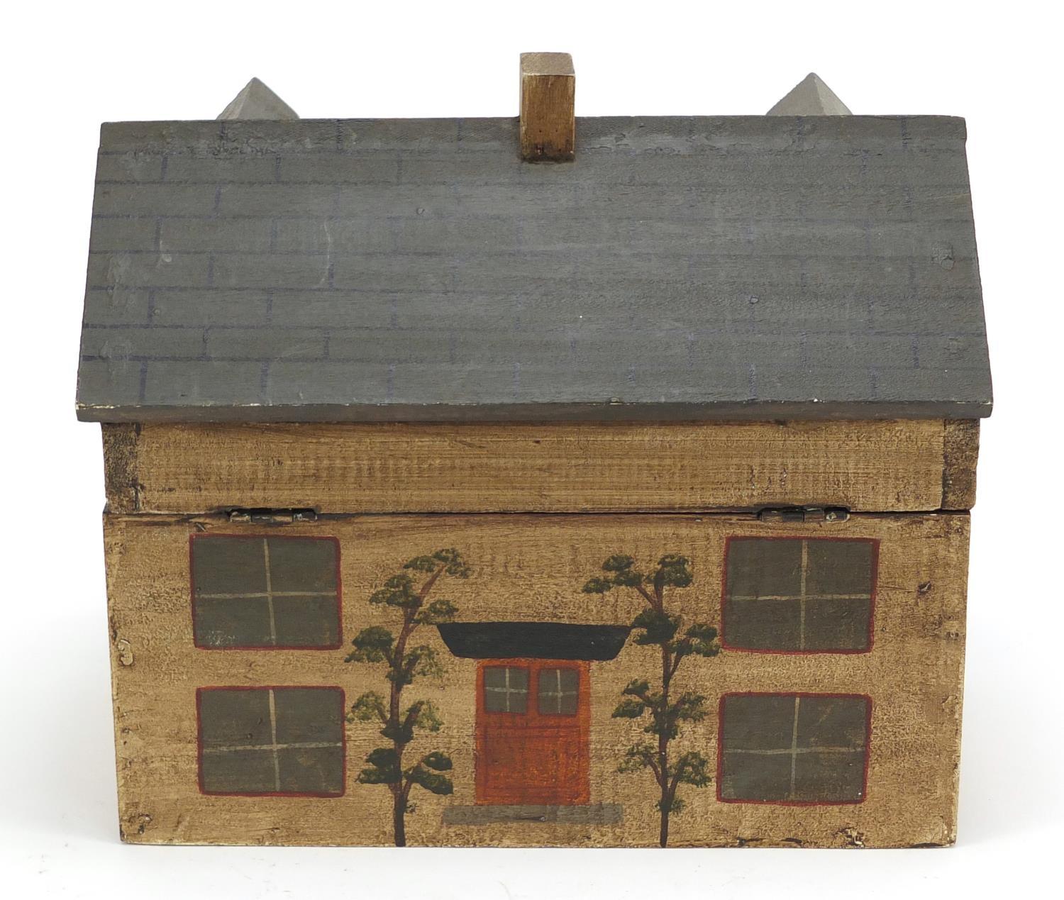 Hand painted wood box in the form of a Georgian house, 22cm H x 26cm W x 16.5cm D - Image 4 of 9