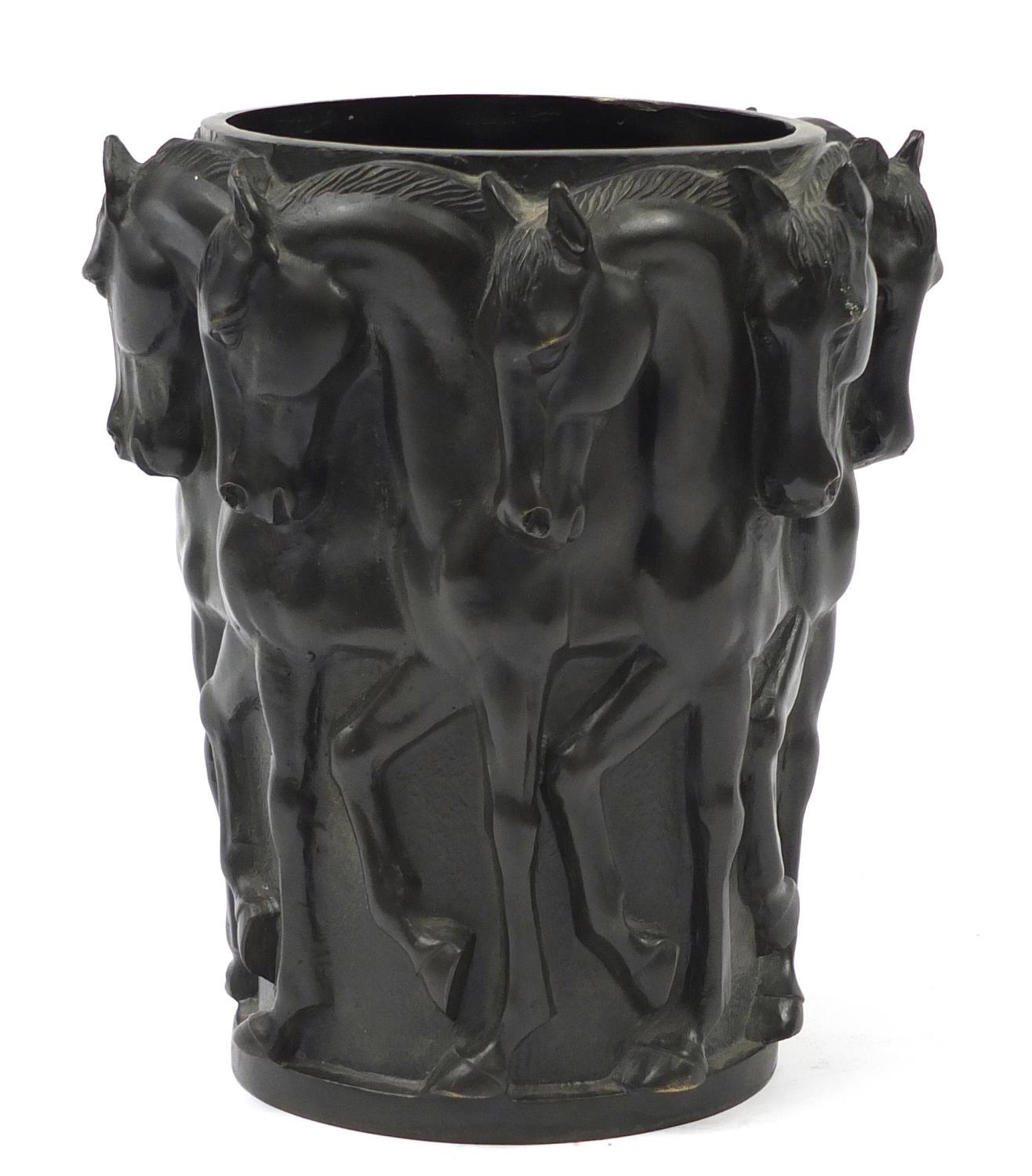 French Art Deco patinated bronze Maharajah thoroughbred wine cooler cast with a continuous band of - Image 3 of 8