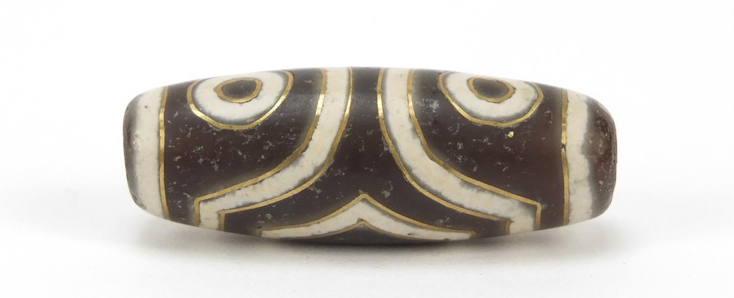 Tibetan dzi bead, 2.5cm wide - Image 5 of 7