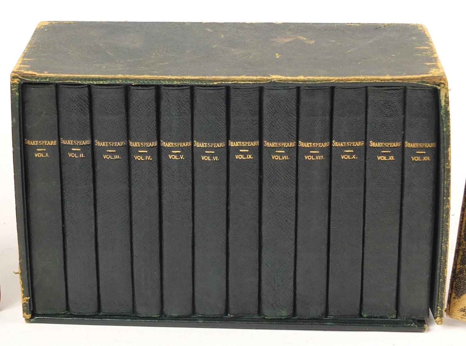 Antique and later books including Works of Shakespeare, volumes 1-12 with case, Ambulator or A - Image 4 of 6