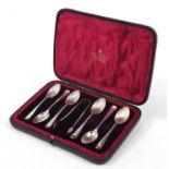 Josiah Williams & Co, set of six Victorian silver teaspoons and sugar tongs, housed in a velvet