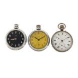 Three gentlemen's open face pocket watches including two Smiths examples, each 50mm in diameter