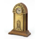 Oak and brass Secessionist mantle clock with columns, 23cm high