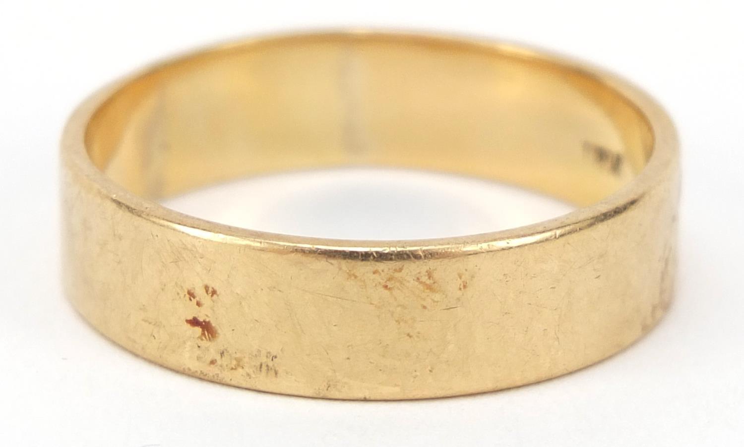 18ct gold wedding band, size X, 6.2g - Image 2 of 4