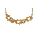 9ct gold naturalistic necklace, 36cm in length, 3.1g