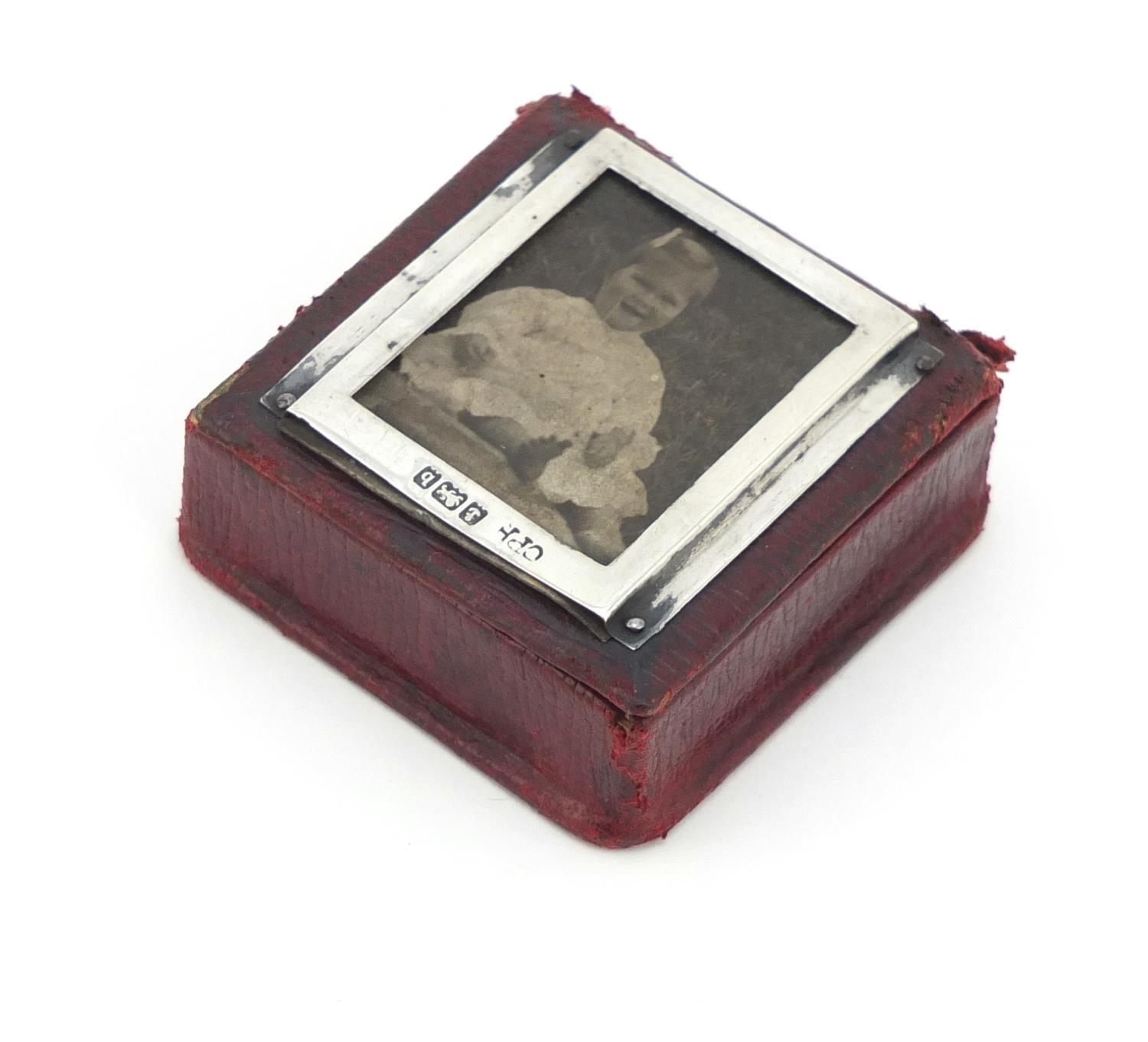 Charles Penny Brown, Victorian silver mounted leather stamp box, Birmingham 1901, 2cm H x 4.5cm W - Image 2 of 10