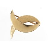 9ct gold brooch, 2.5cm wide, 3.4g