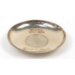 Roberts & Dore Ltd, Winston Churchill commemorative coin dish with fitted case, London 1975, 10.