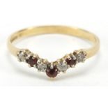 9ct gold red and clear stone herringbone ring, size O, 1.2g