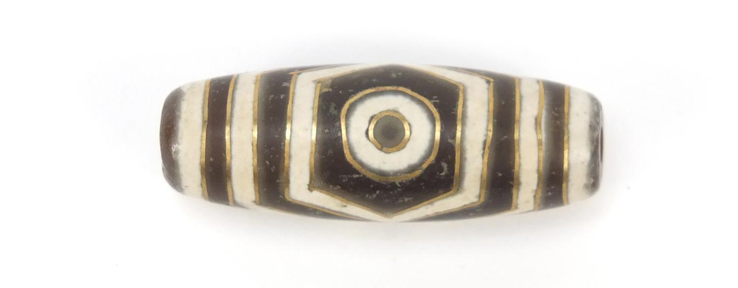 Tibetan dzi bead, 2.5cm wide - Image 7 of 7