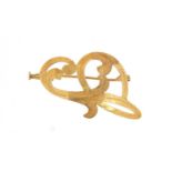 18ct gold floral brooch, 3.5cm wide, 2.1g