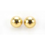 Pair of 18ct gold stud earrings, 6mm in diameter, 1.8g