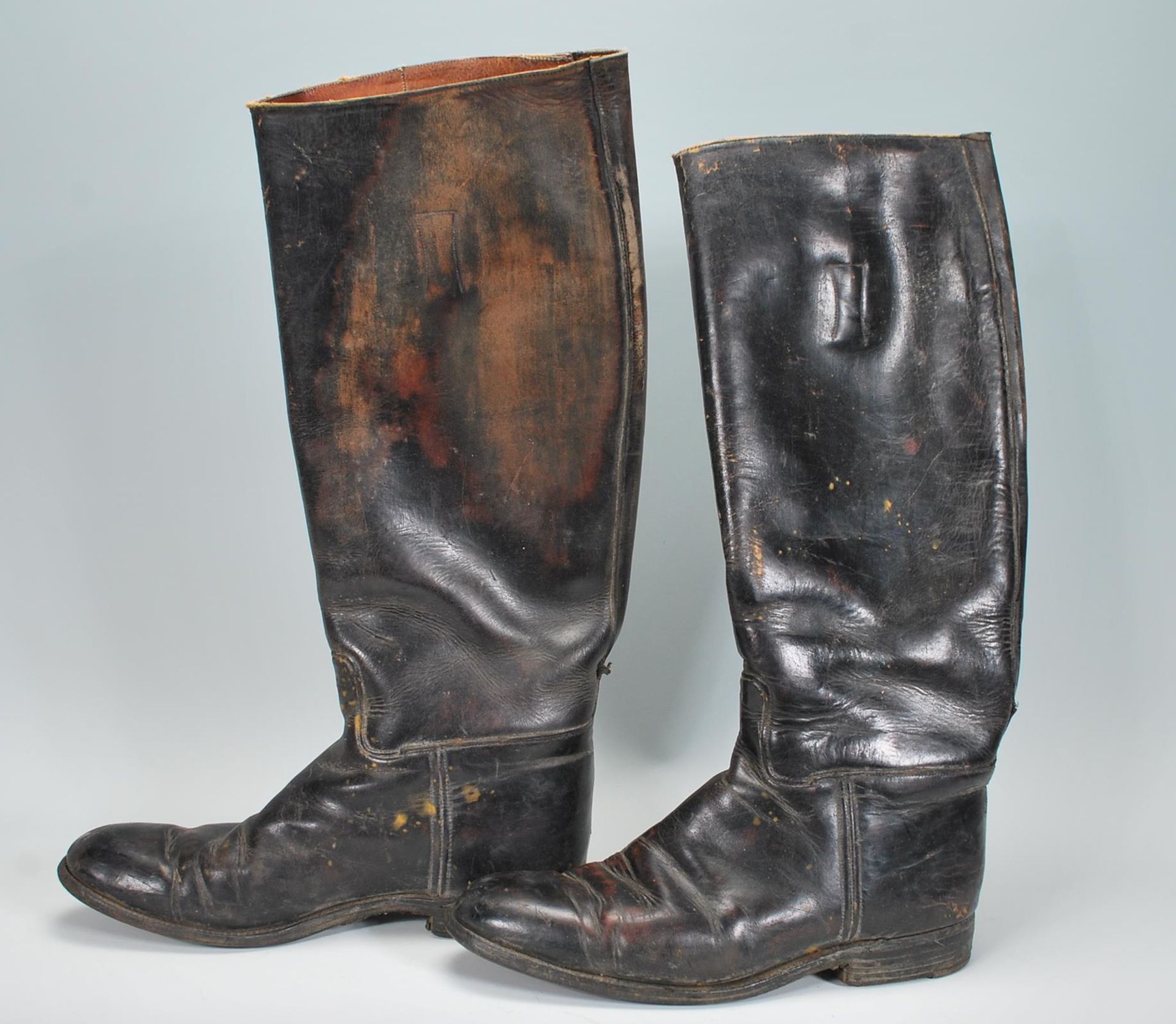 A pair of vintage early to mid 20th Century dark brown leather riding / cavalry style boots. - Image 2 of 4