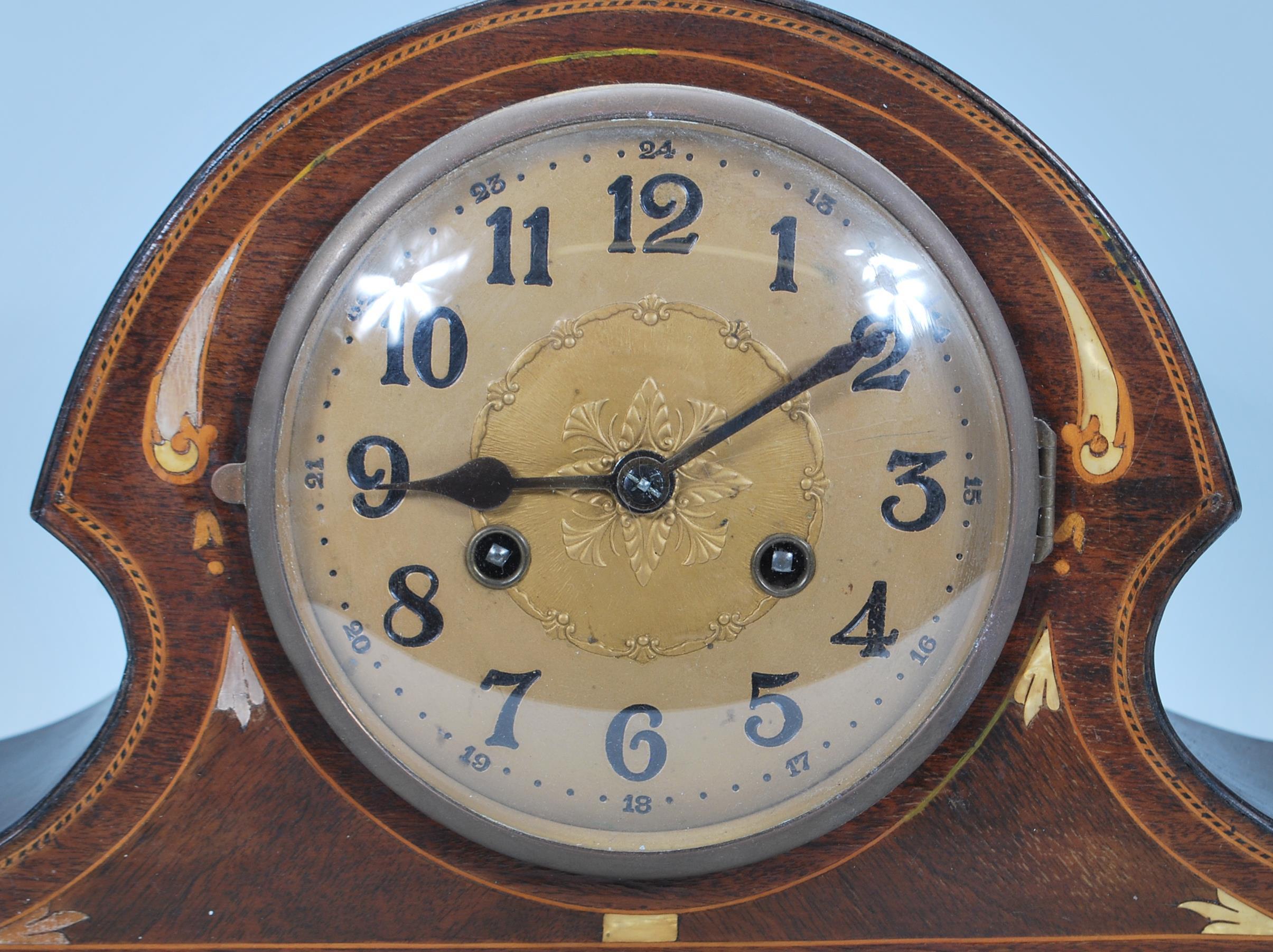 An early 20th Century Edwardian Napoleons hat mantel clock having satin wood and mother of pearl - Image 2 of 6