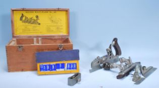 A vintage 20th Century Record Tools 'Record Multi-Plane No. 405' in original wooden case with