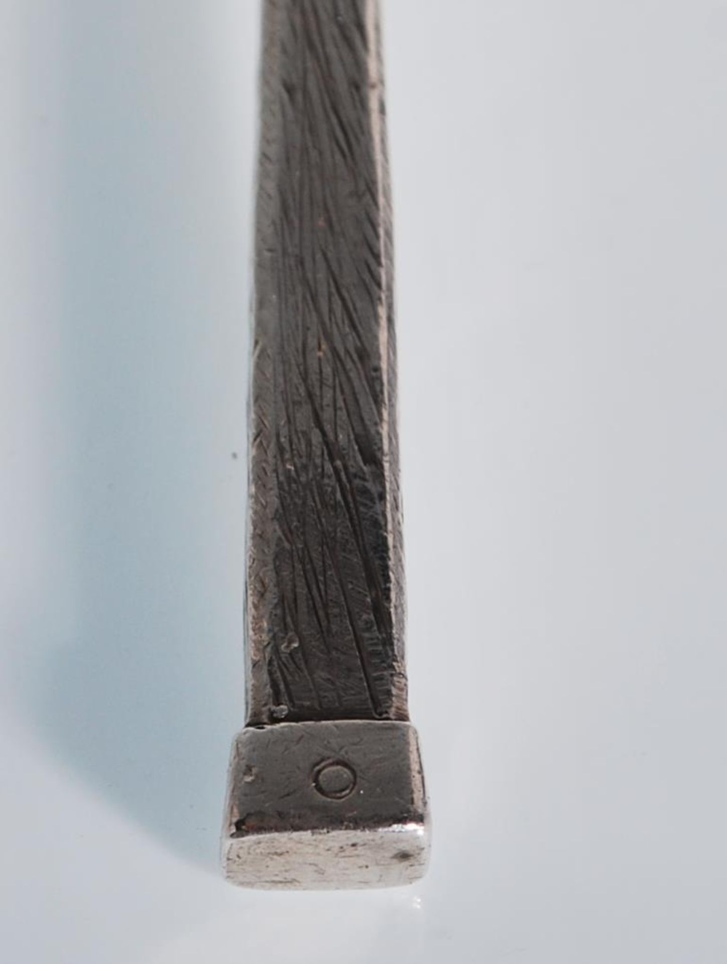 An early 20th Century silver hallmarked spoon in t - Bild 4 aus 8