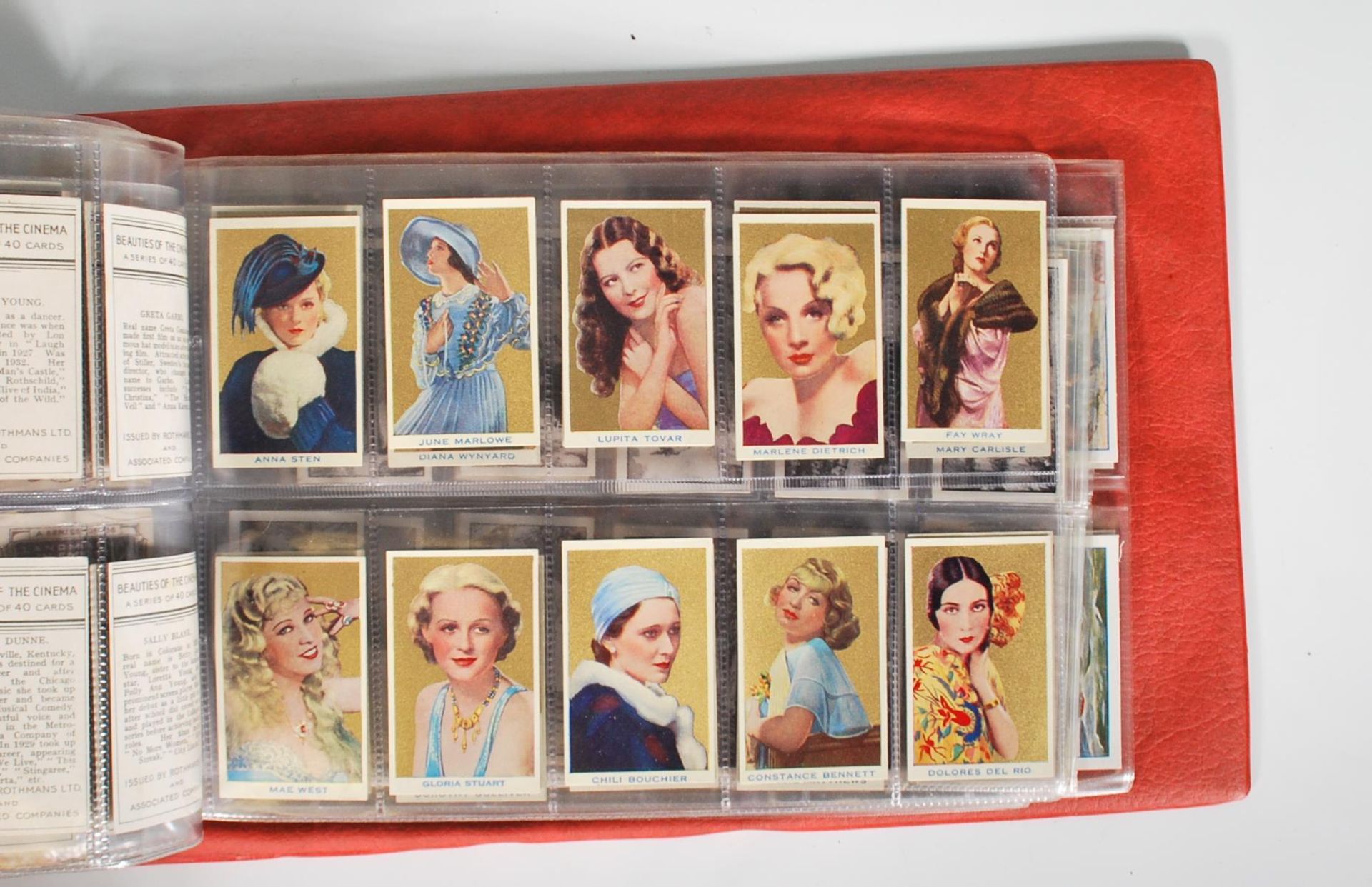 A collection of 20th Century vintage (mostly) cigarette full and part trade cards within plastic - Bild 9 aus 9