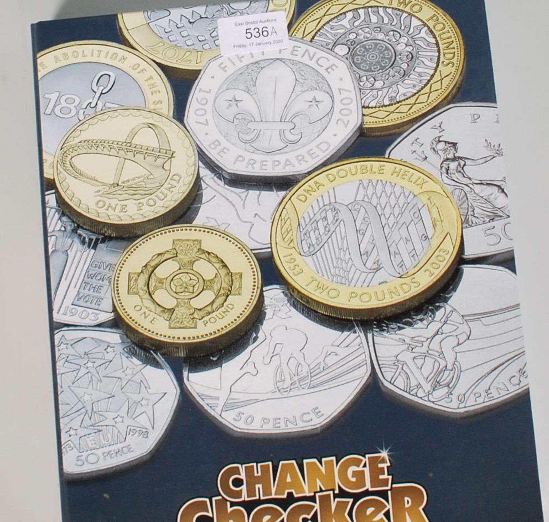 A change checker album filled with Elizabeth II crown coins to include 64 in total with no - Bild 18 aus 18