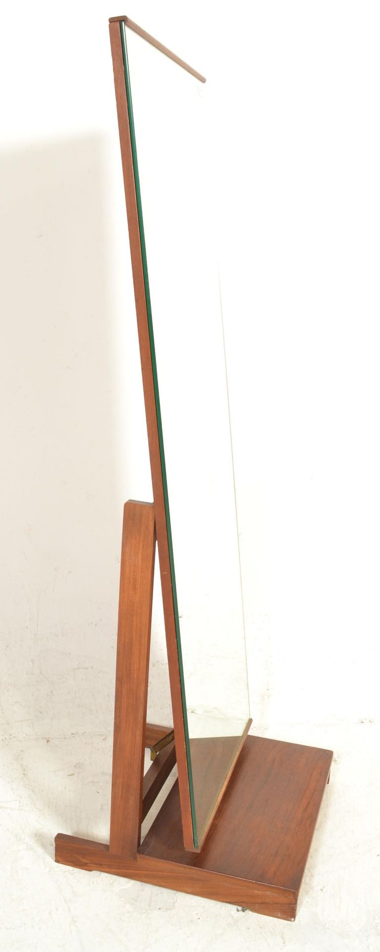 A 1960's retro vintage EON Elliots Of Newbury teak wood floor standing cheval / vanity mirror having - Bild 7 aus 8