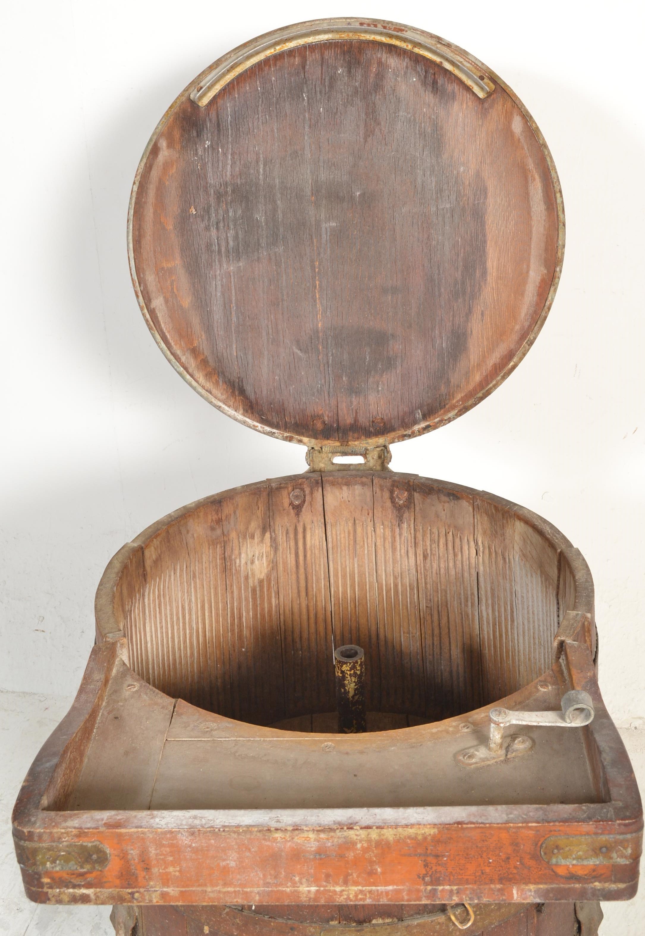 A 19th century coopered oak barrel washing / machine. The oak sectional barrel with coopered - Image 5 of 7