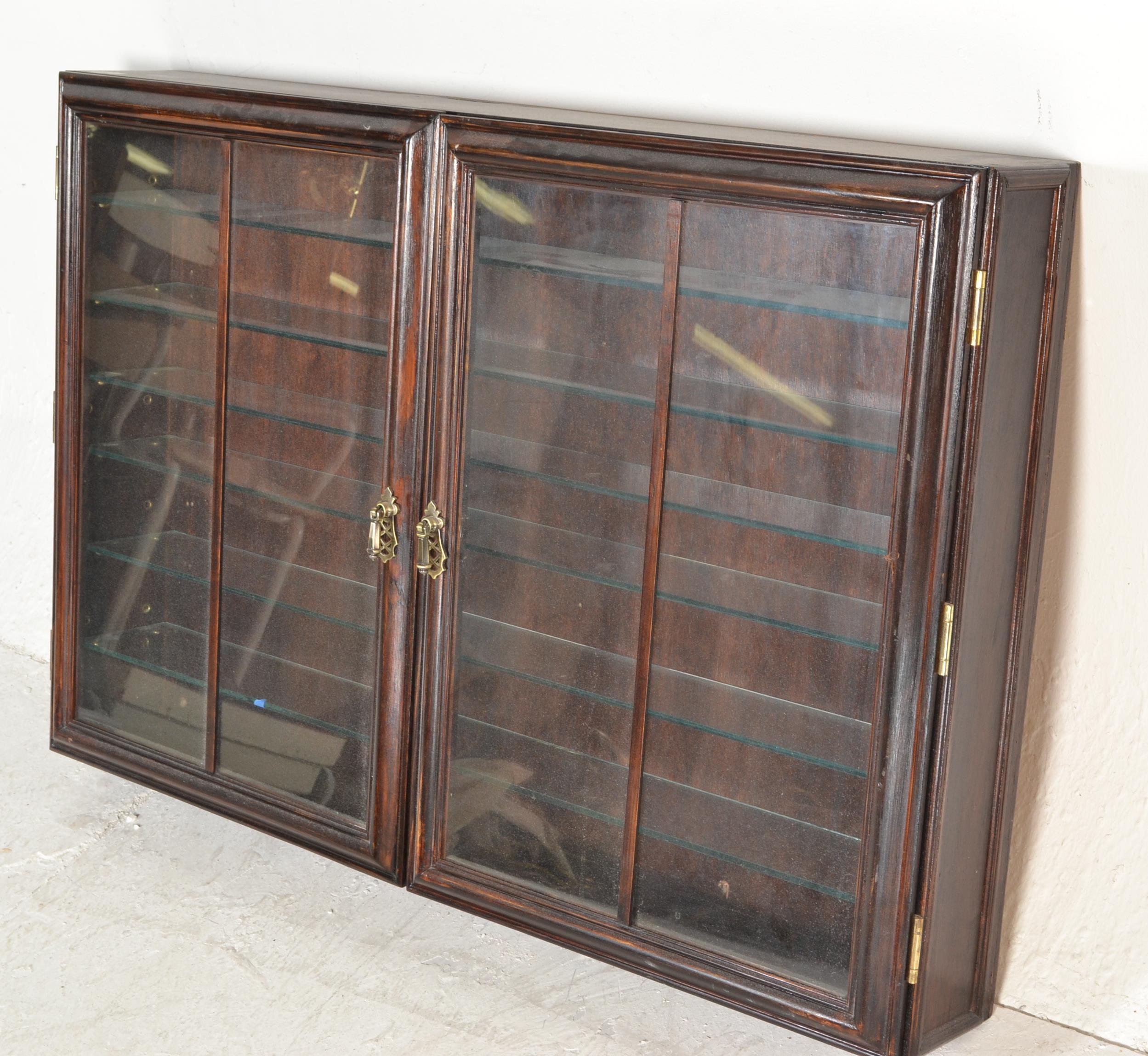 A 20th Century wall mounted mahogany display cabinet of rectangular form having twin glazed doors - Image 5 of 5