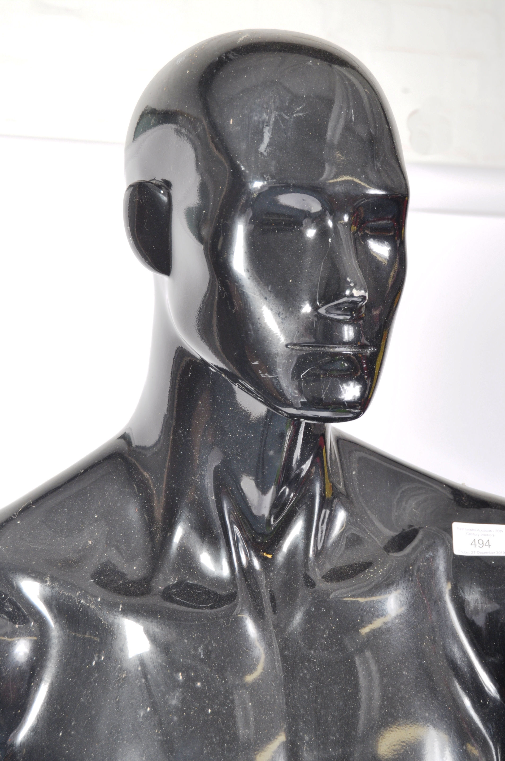 CONTEMPORARY 20TH CENTURY BLACK PLASTIC MALE MANNE - Image 2 of 4