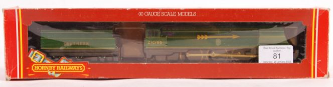 HORNBY 00 GAUGE MODEL RAILWAY TRAINSET LOCOMOTIVE