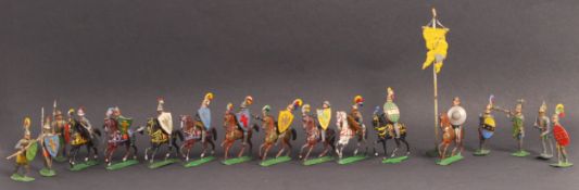 RARE EARLY HEYDE LEAD SOLDIERS - KNIGHTS ON HORSEBACK ETC