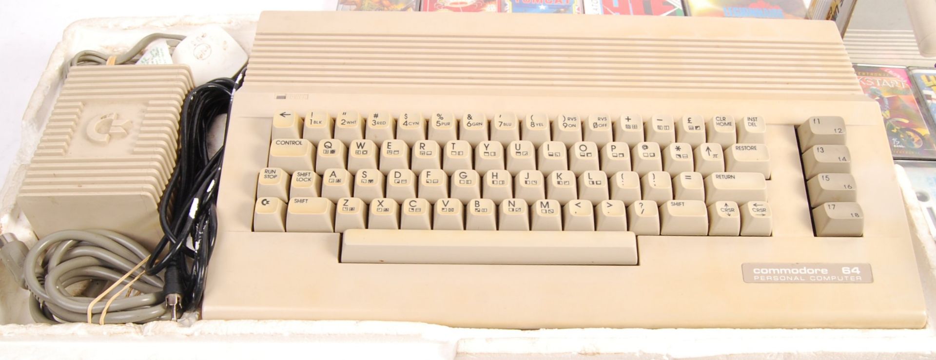 COMMODORE 64 VIDEO GAMES COMPUTER CONSOLE WITH 1530 UNIT - Image 2 of 9