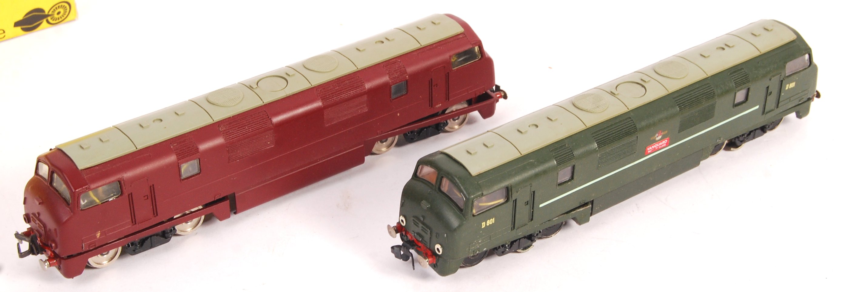 TWO VINTAGE TRIX MODEL RAILWAY BOXED ENGINES - Image 2 of 4