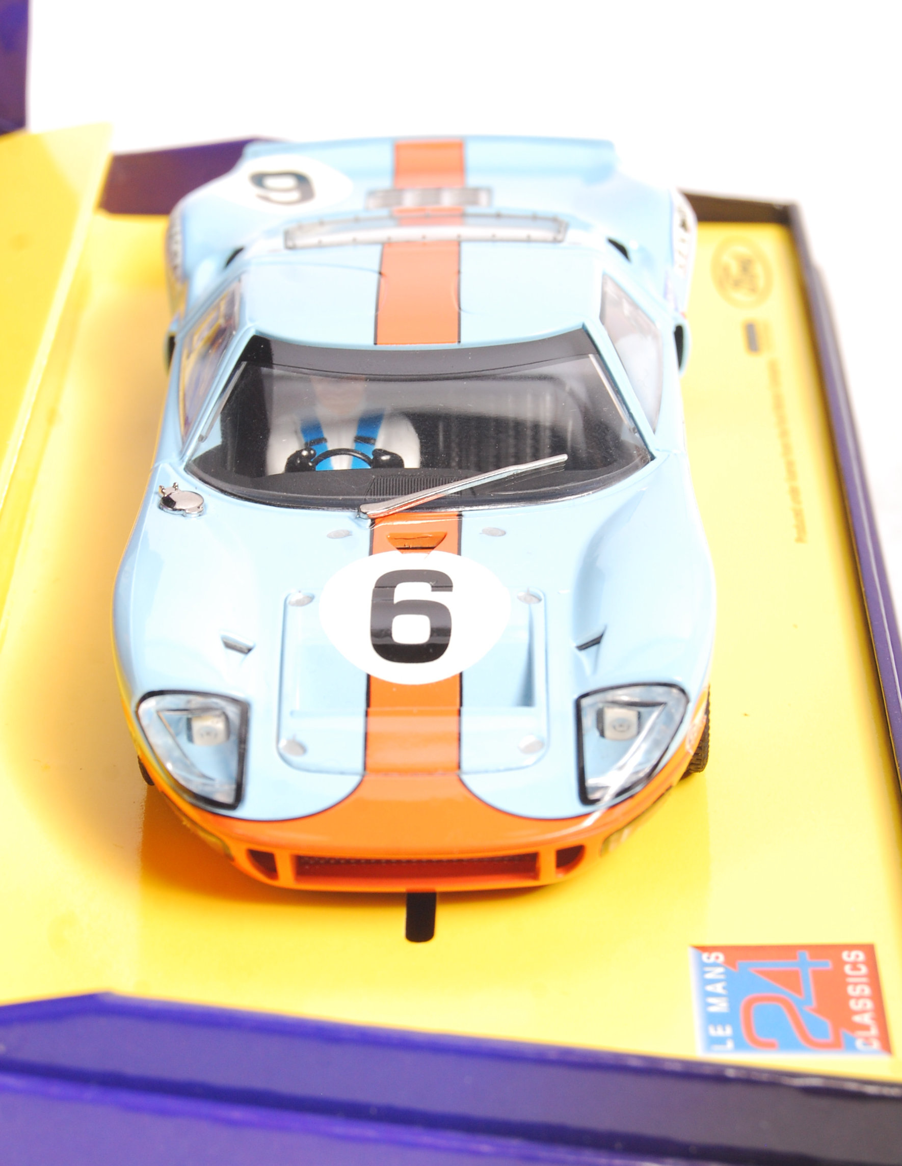 SCALEXTRIC SPORT LIMITED EDITION 1/32 SCALE SLOT RACING CAR - Image 3 of 5