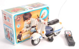 ORIGINAL SIGE ELLEGI PIAGGIO VESPA PLASTIC RADIO CONTROL MODEL