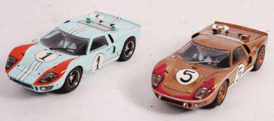 SCALEXTRIC 1/32 SCALE SLOT RACING CARS - FORD GT40 X2