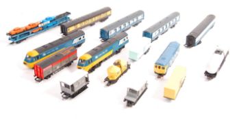 00 GAUGE MODEL RAILWAY TRAIN SET LOCOMOTIVES AND ROLLING STOCK