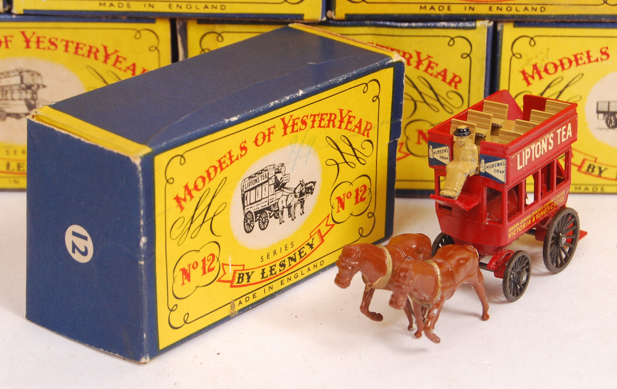 COLLECTION OF VINTAGE MATCHBOX LESNEY MODELS OF YE - Image 6 of 16