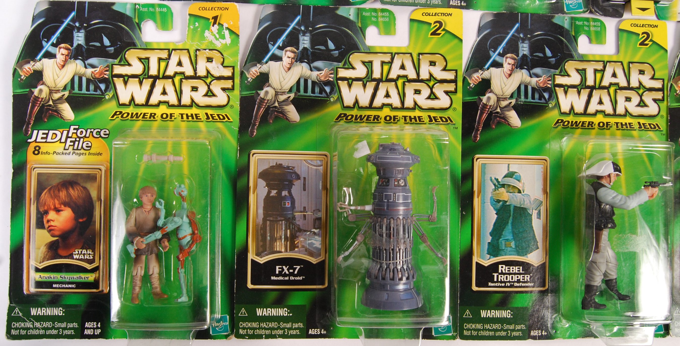 COLLECTION OF ASSORTED CARDED STAR WARS FIGURES - Image 2 of 4