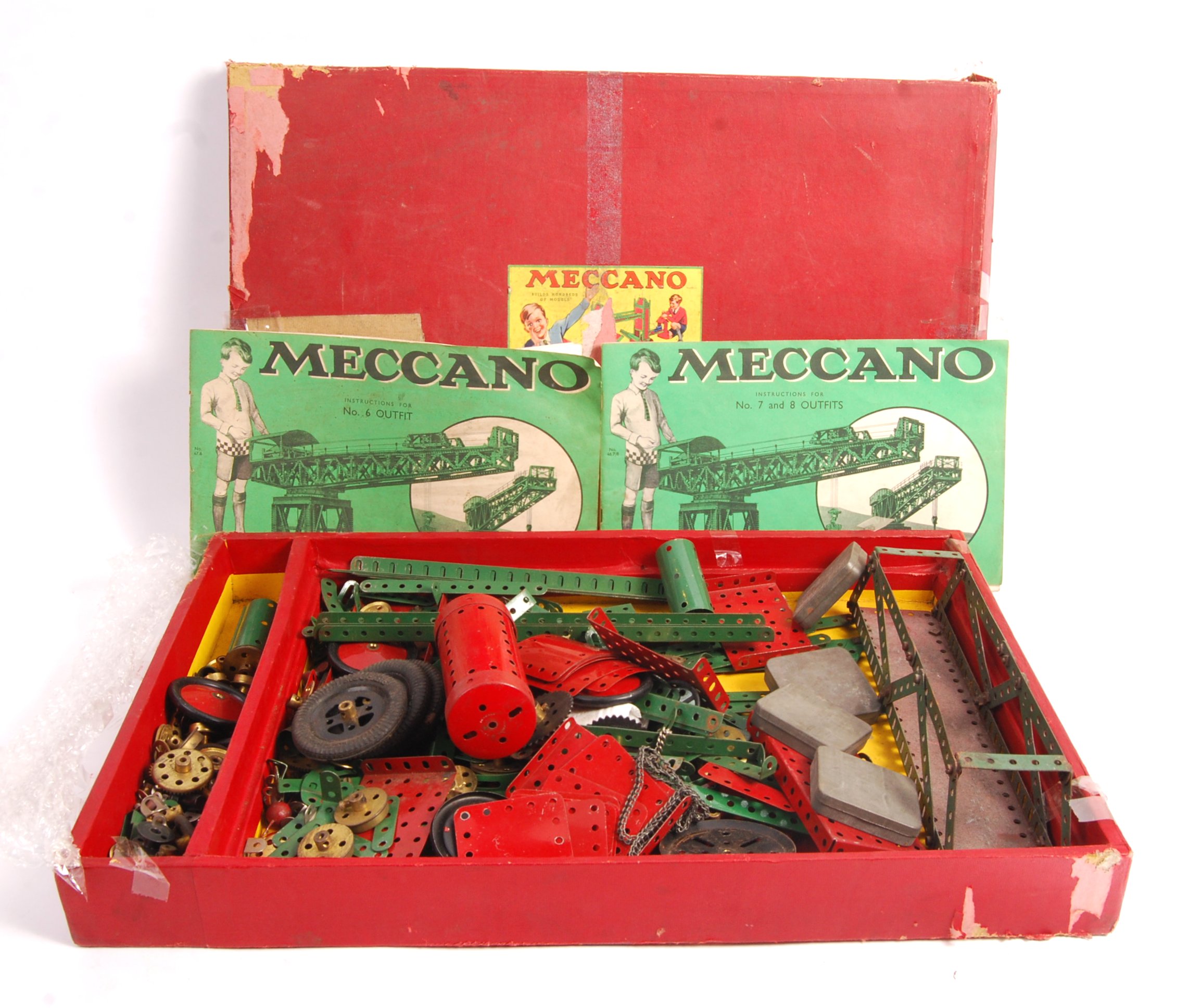 ORIGINAL MECCANO SET OUTFIT 8 WITHIN BOX